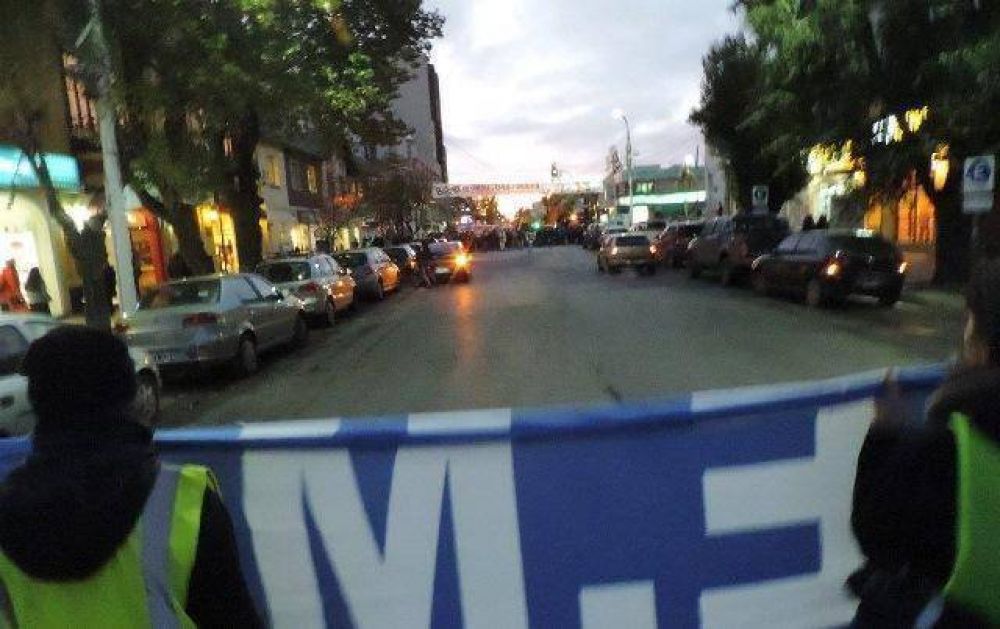 Los municipales van por cuatro d�as de paro y exigen nueva paritaria