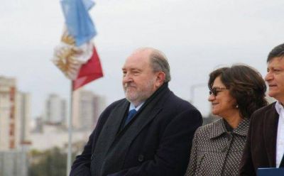 Verna podr�a darle la distribuci�n de gas a las cooperativas