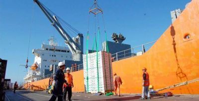 Aumento salarial del 35 por ciento retroactivo a abril para los trabajadores portuarios