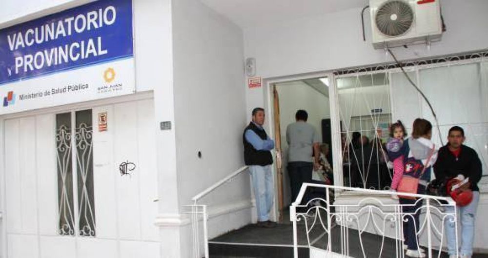 Preocupaci�n en Salud por la baja tasa de vacunaci�n contra la gripe: s�lo 33% lo hizo