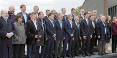 Fondos coparticipables: Formosa acord� con Naci�n