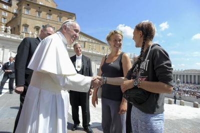 �De delincuente a peregrina�, la inusual visita que recibi� el papa Francisco