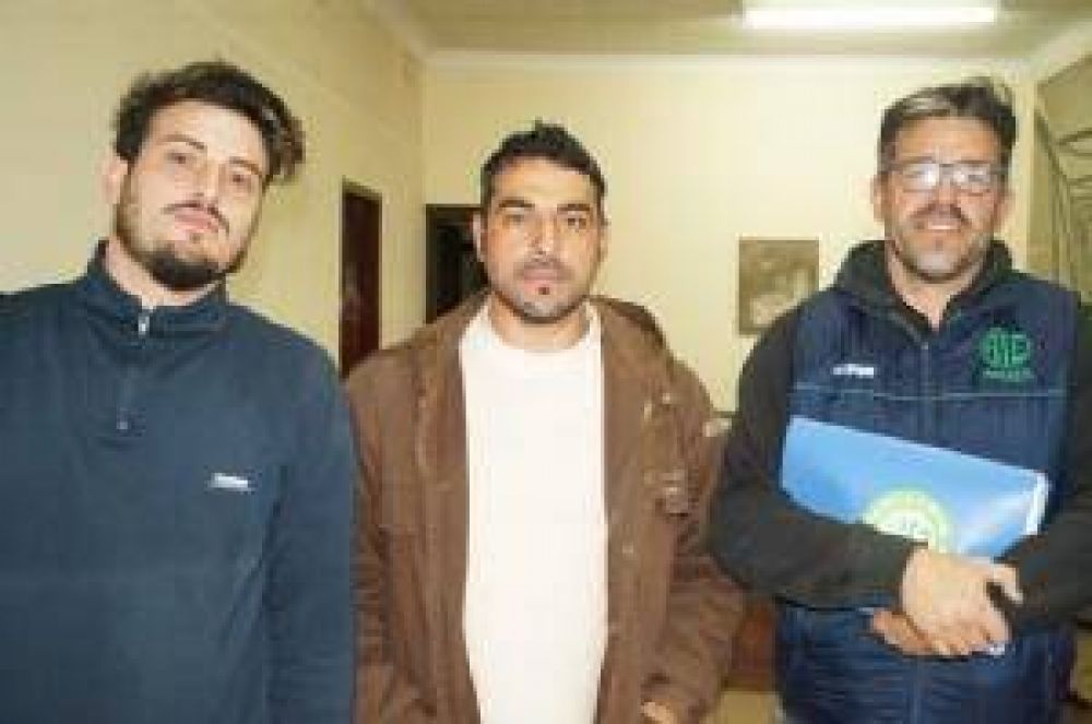 La Mesa de Unidad Sindical respald� el proyecto contra los tarifazos del PJ/FpV �17 de Octubre�