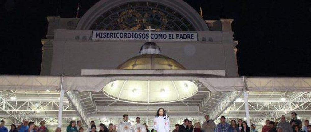 Gran festival por el cincuentenario de la Dicesis de Caacup