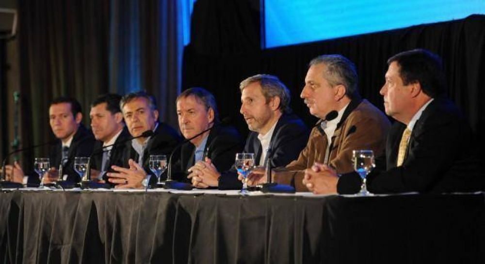 El tarifazo del gas en la Patagonia amenaza con detonar la luna de miel de Macri con los gobernadores