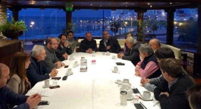 Aumentos de tarifas: dirigentes radicales se reunieron con diversos sectores
