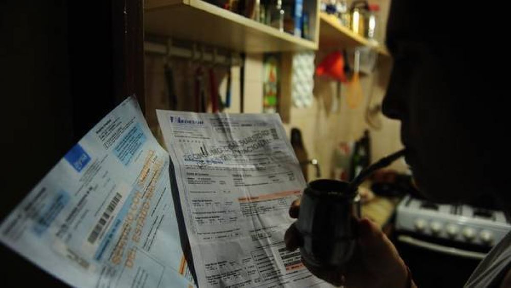 Quitan el pol�mico recargo a las boletas de luz que beneficiaba a Santa Cruz