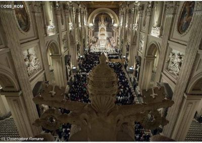 Mons. Vigan�: �La comunicaci�n debe acercar a la gente y llegar a las periferias�