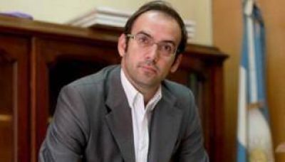 Quintana: �Este nivel de aprobaci�n legitima el proyecto�