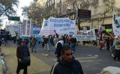  Intendentes de la Tercera alertan que Ritondo no estar�a controlando la Bonaerense