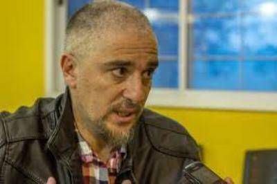 ADOSAC: El paro se extiende otras 24 horas y ma�ana no habr� clases