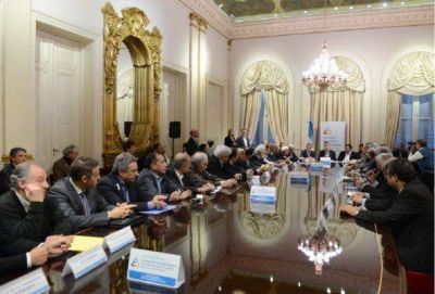 Oficial: el salario m�nimo ser� de $8 mil y el seguro de desempleo, de $3 mil