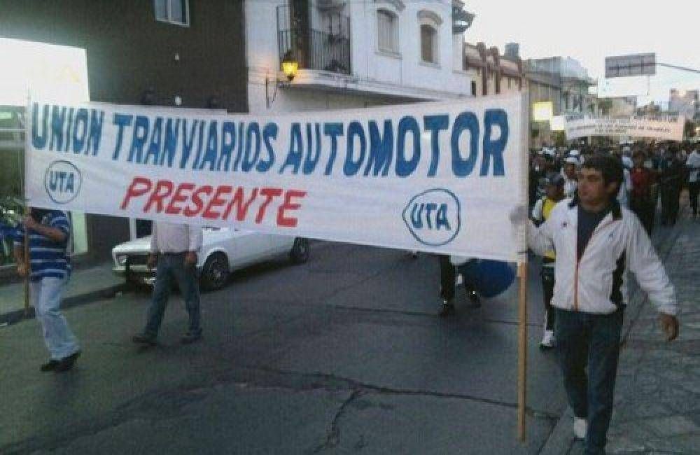 La UTA se manifiesta en el centro salte�o