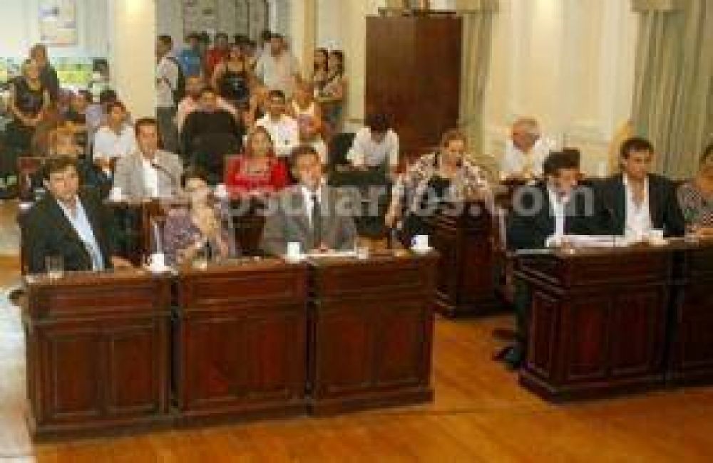 Concejo: Muchas dudas antes de la sesi�n especial