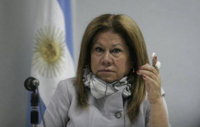 Cama�o, dura con Macri: 