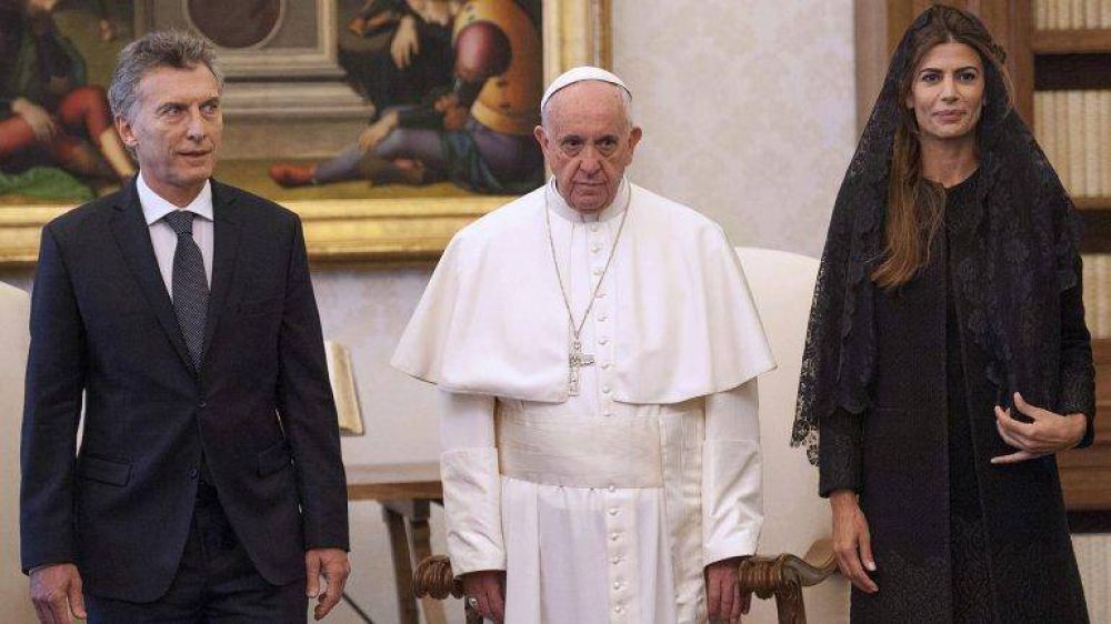 El Gobierno se esfuerza por recomponer lazos con el Papa