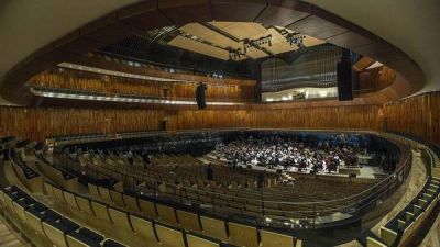 Denuncian sobreprecios de m�s del 400 % en compras para el Centro Cultural Kirchner