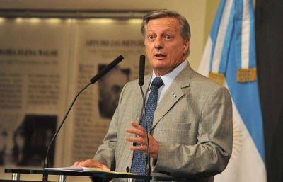 Gobernadores patag�nicos pedir�n a Aranguren retrotaer el tarifazo del gas