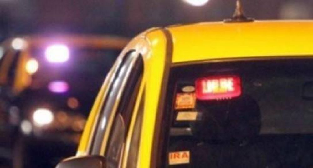 Proponen una aplicacin de gestin municipal para solicitar los taxis