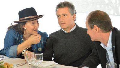 Bordet propuso que el Banco Naci�n financie la reconstrucci�n productiva