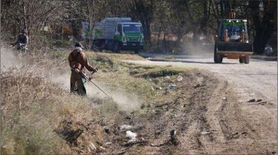 Se llevan adelante trabajos en los distintos barrios de la ciudad