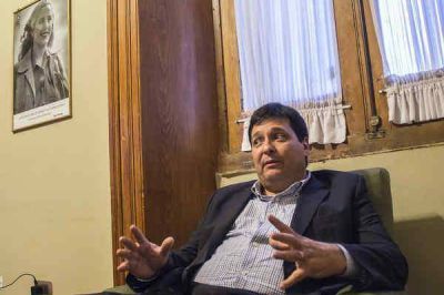 �Cuando se dice que Bertellys tiene un funcionario que le maneja el Municipio, lo est�n subestimando�