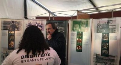 Ricardo Alfons�n visit� el espacio Ana Frank en Santa Fe
