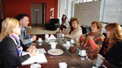 Educaci�n y el Poder Judicial trabajar�n juntos para prevenir la violencia escolar