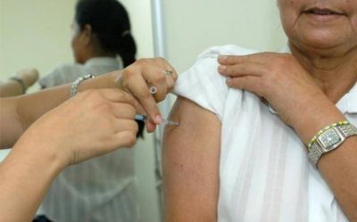 Pese a las quejas, el Municipio asegura que no faltan vacunas antigripales