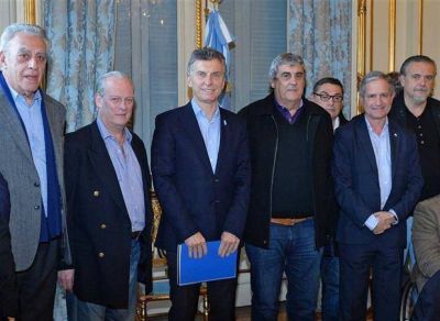 Macri escenific� la tregua con los estatales de UPCN