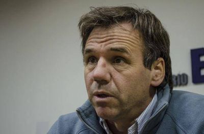 �No vamos a hacer una intendencia paralela�