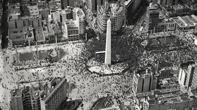 El principal �cono porte�o celebra su 80� aniversario