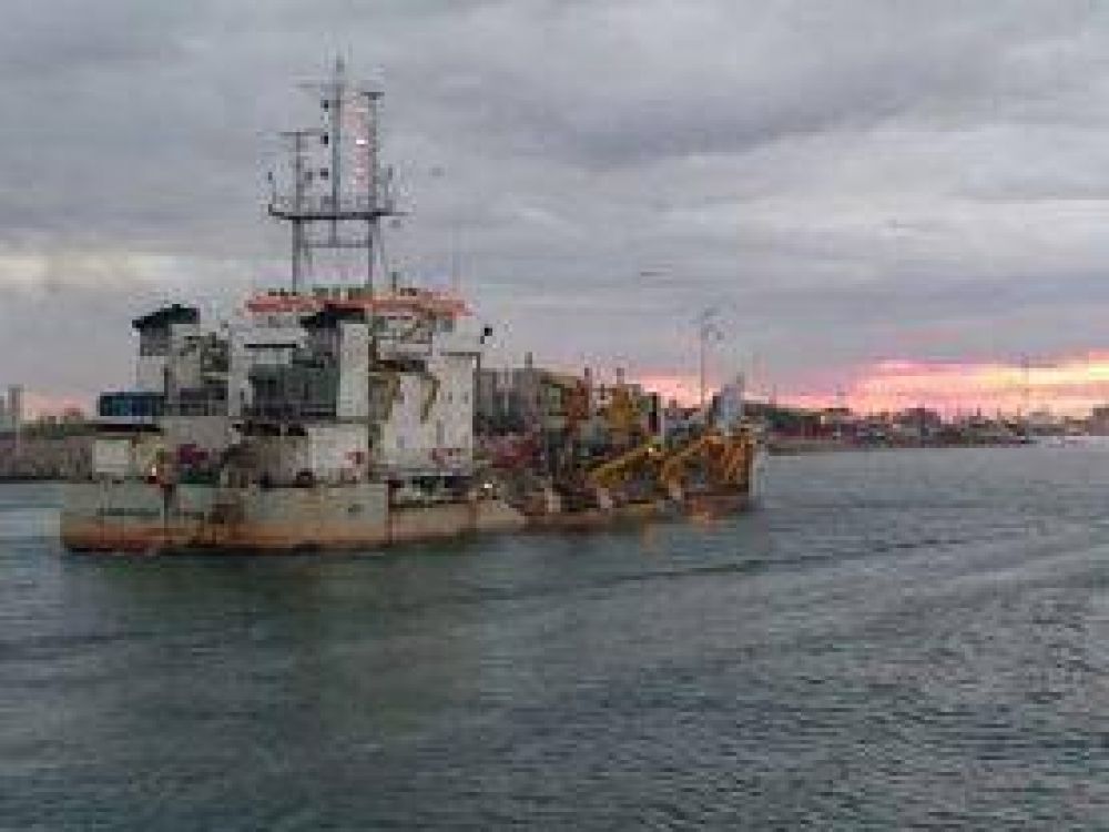 Puerto Quequn: Tercera campaa de dragado