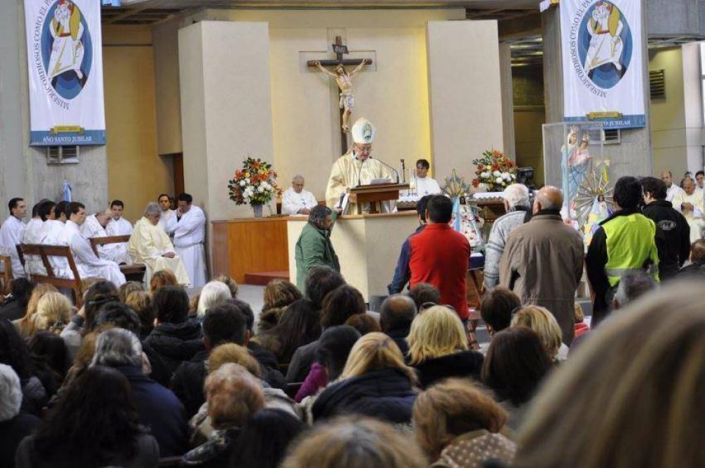 Mons. Cardelli declara la sobrenaturalidad del acontecimiento mariano de San Nicols