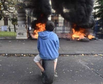El FpV se re�ne para resolver si va a la Justicia por la Emergencia Administrativa