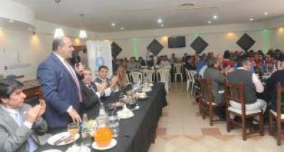 El Gobierno reuni� a delegados rurales y desliz� que no quiere �fotos� con funcionarios opositores