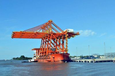 Movilizaci�n por la continuidad de TecPlata