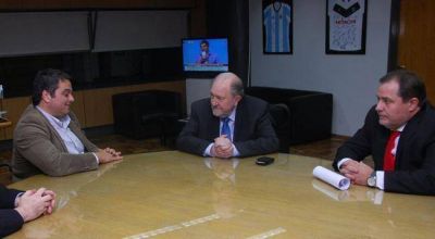 Firman convenios con el Ministerio de Trabajo