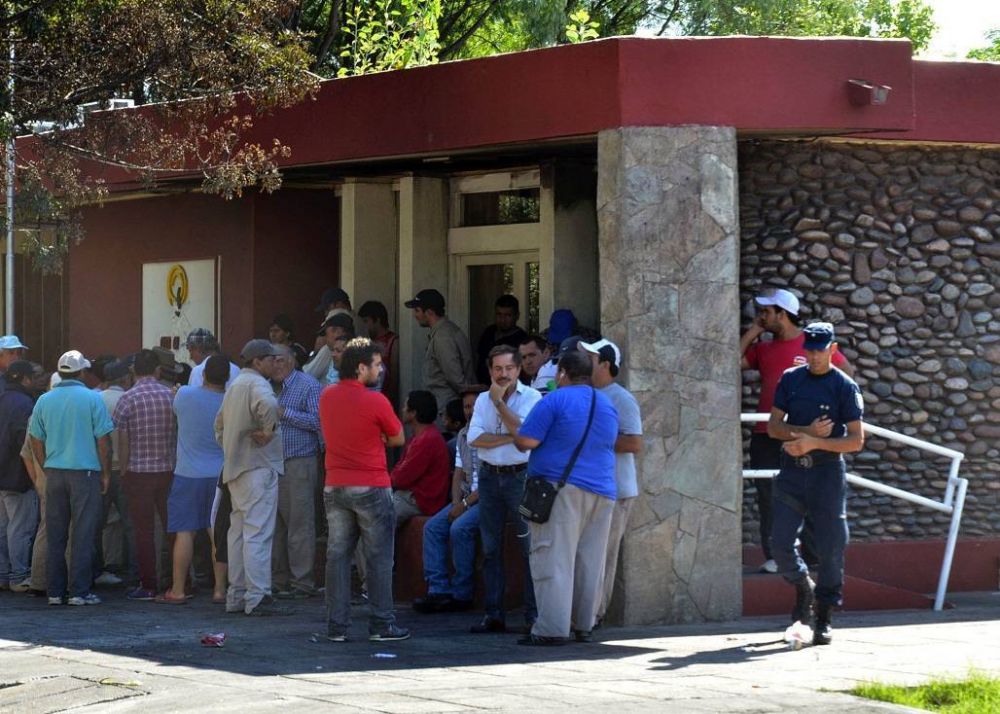 Santa Rosa: el FpV quiere prohibir los despidos hasta 2018