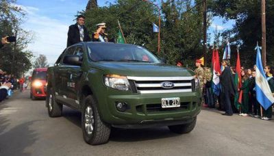 Macri llega a C�rdoba entre inversiones y pol�mica