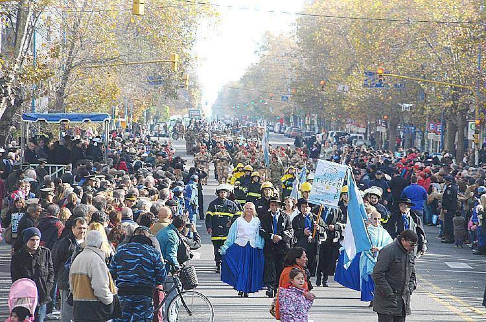 Mar del Plata celebr el 25 de Mayo con un acto austero en el que no hubo discurso del intendente