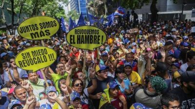 La oposici�n volvi� a exigir en las calles el revocatorio a Maduro