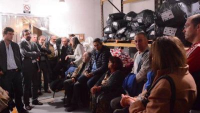 Sabbatella y Ghi, con empresarios en una f�brica de Mor�n por proyecto de apoyo a Pymes