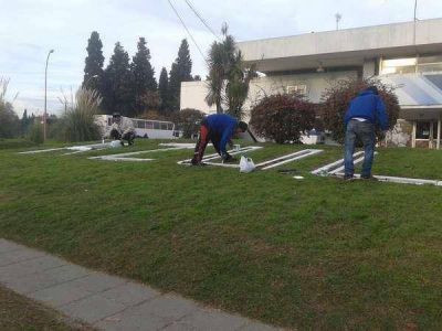 TRABAJADORES DE DOS COOPERATIVAS LLEVAN A CABO DISTINTOS TRABAJOS PARA LA COMUNA