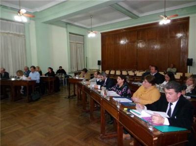 El cierre del Ejercicio 2015 fue aprobado por mayor�a