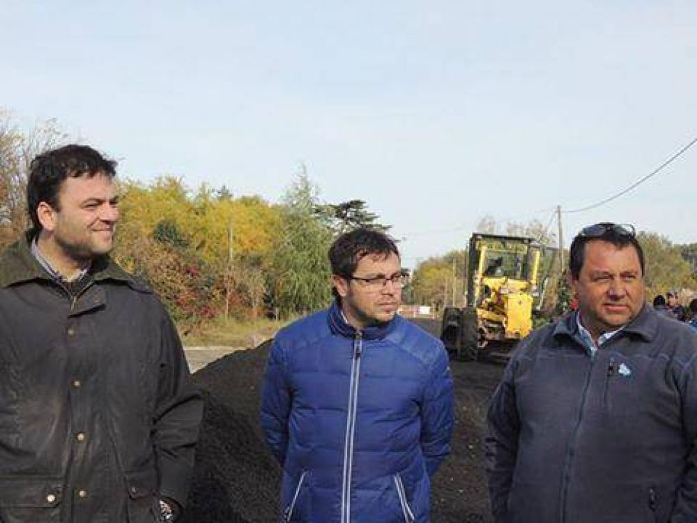 Vivani recorri� obras junto a Barroso