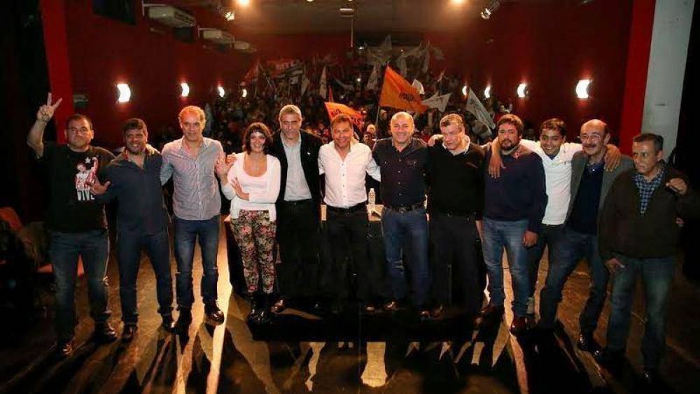 Mario Secco y figuras del FpV lanzaron 