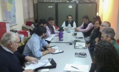 Gobierno plantea que ADOSAC rechaz� en total ocho propuestas