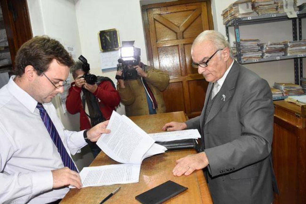 Presentaron amparo y cautelar contra el aumento de la tarifa del gas