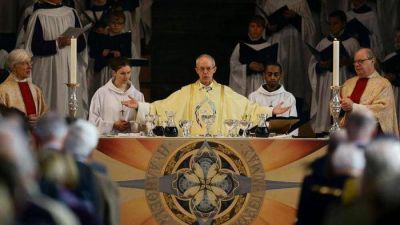 Cat�licos y anglicanos, Welby y Nichols juntos en Facebook